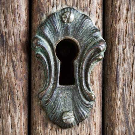 delik, anahtar, kapı açık Giuliano2022 - Dreamstime
