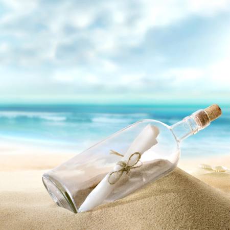 şişe, deniz, kum, kağıt, okyanus Silvae1 - Dreamstime