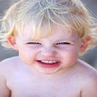 çocuk, çocuk, kızgın, sarışın, çocuk, göz, ağız, diş Nick Stubbs - Dreamstime