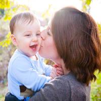 Pixwords Görüntü anne, çocuk, çocuk, sevgi, öpücük, mutlu, yüz Aviahuismanphotography - Dreamstime